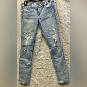 ABERCROMBIE & FITCH WOMENS SUPER SKINNY 4s 27W X 29L BLUE RIPPED JEANS (b6)